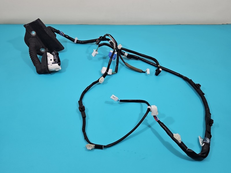 Instalacja Wiązka drzwi przód lewych Lexus IS III 14-25 82152-53463A