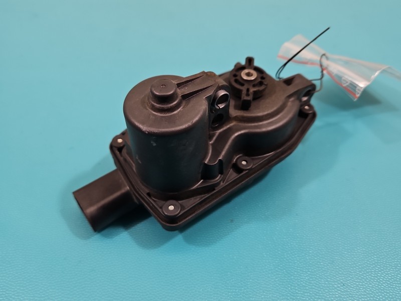 Nastawnik klap kolektora Opel Mokka A 703206220, 55569991 1.6 cdti