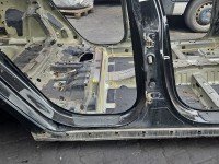 Próg prawy SŁUPEK ŚRODKOWY B Kia Optima IV 15-20 kombi 5d czarny