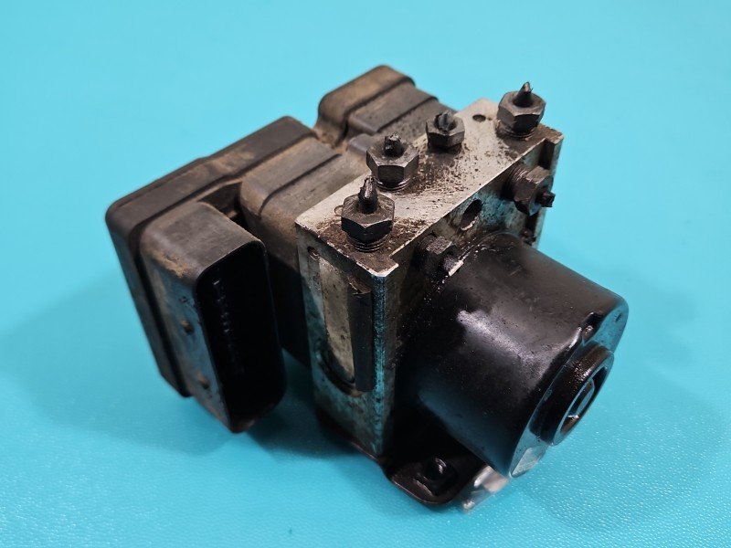 Pompa abs Ford Fiesta Mk7 8V512M110AD Pompa abs Ford Fiesta Mk7 8V512M110AD