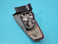 Lampa tył lewa Producent części: FORD, Z BŁOTNIKA Lekko wypalona Ford Mondeo Mk4 HB