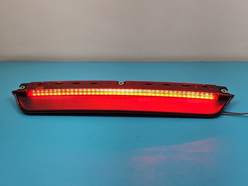 TRZECIE ŚWIATŁO STOP STOPU Porsche Panamera I 970 HB