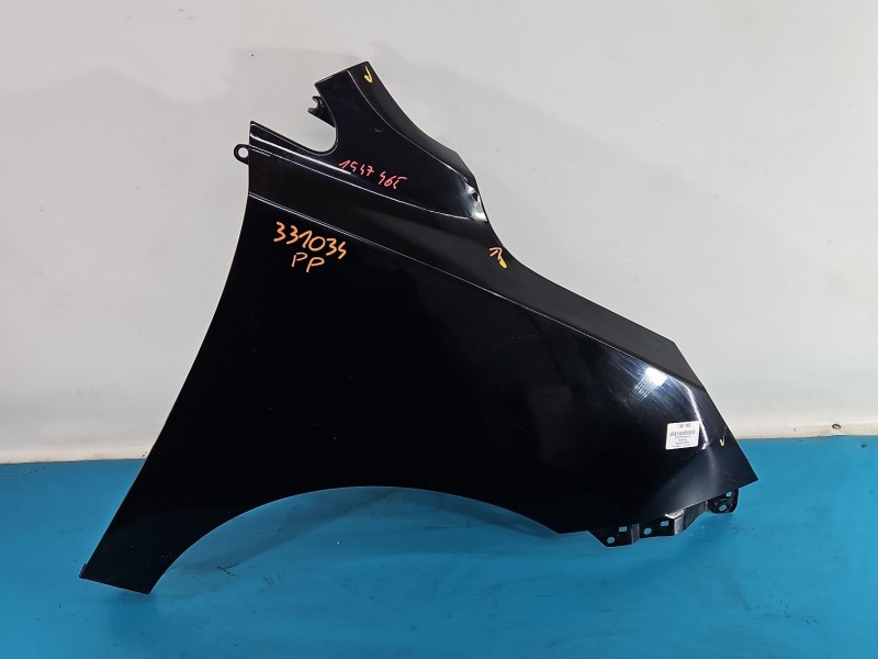 Błotnik przód prawy Hyundai Ix35 09-13 PAE