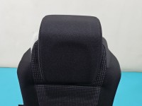 Fotel tył lewy III rząd tylny Peugeot 5008 3 rząd