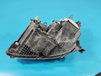 Reflektor prawy lampa przód Toyota Avensis II T25 EUROPA
