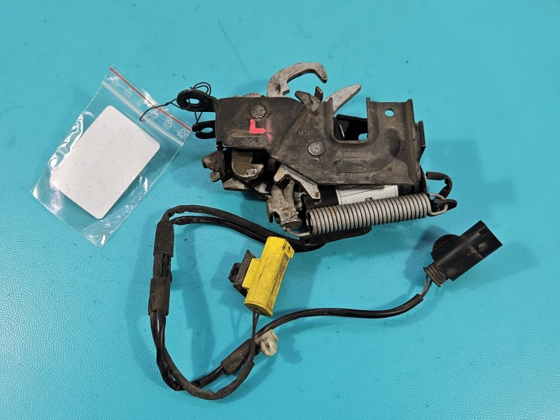 Zamek maski Producent części: BMW, Z nabojem 2 PIN 7347410-10 BMW G30