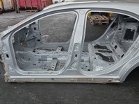 Próg lewy SŁUPEK ŚRODKOWY B MERCEDES W176 HB 5d POLAR SILVER - METALLIC PAINT (761U)