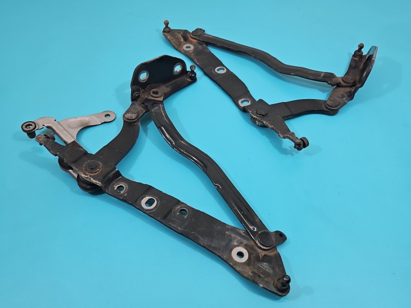 Zawias klapy tył tylnej Audi A8 D3