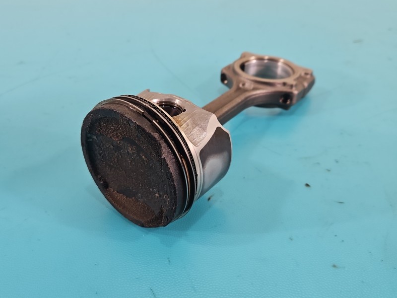 Tłok Dacia Sandero III 20- 1.0 SCe (H4D 480) 91KM