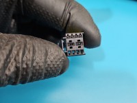 Siłownik klapy prawy teleskop Kia Stinger 81780-J5100