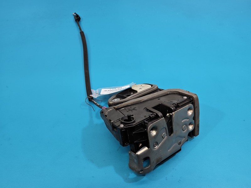 Zamek tył prawy 13598385 Opel Insignia B Producent części: OPEL, 4 PIN