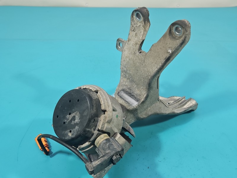 Łapa silnika AUDI A8 D4 4H 8K0199308BT 2.0 TFSI