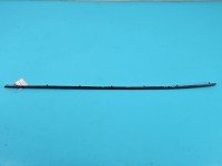 Listwa drzwi przód lewa Mercedes 123