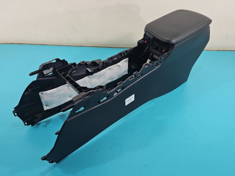 Podłokietnik TUNEL LEXUS NX I 14-21 58912-78010 EUROPA