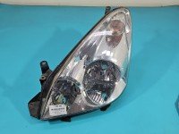 Reflektor lewy lampa przód Toyota Corolla Verso II EUROPA