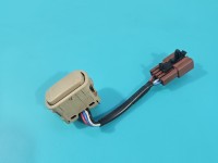 Przełącznik fotela LEWY PRZÓD Nissan X-trail III T32 13-21 6504K1