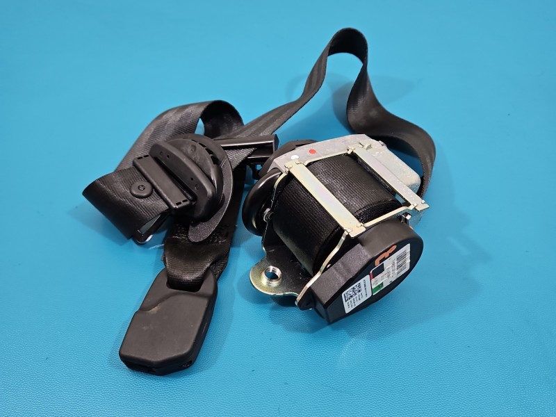 Pas bezpieczeństwa przód prawy pasażera Maserati Quattroporte VI 13- 622239100, 6700124980