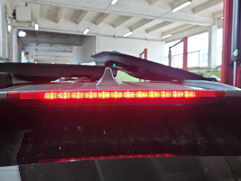 TRZECIE ŚWIATŁO STOP STOPU Kia Sorento III 14-20 HB 92700-C5000