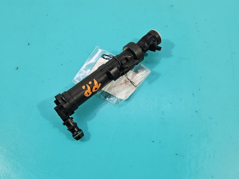 Spryskiwacz reflektora prawy AUDI Q5 08- 8R0955102A