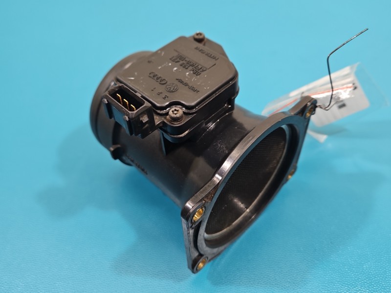 Przepływomierz Vw Passat B5 058133471 1.6 8v