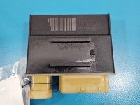 Przekaźnik wentylatorów wentylatora Peugeot 5008 9662570880