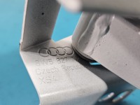 Zawias klapy tył tylnej Audi A4 B9