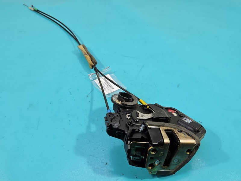 Zamek tył prawy Toyota Corolla Verso II 2 PIN