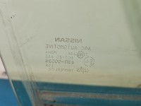 Szyba drzwi przód prawa Nissan X-trail II T31 HB
