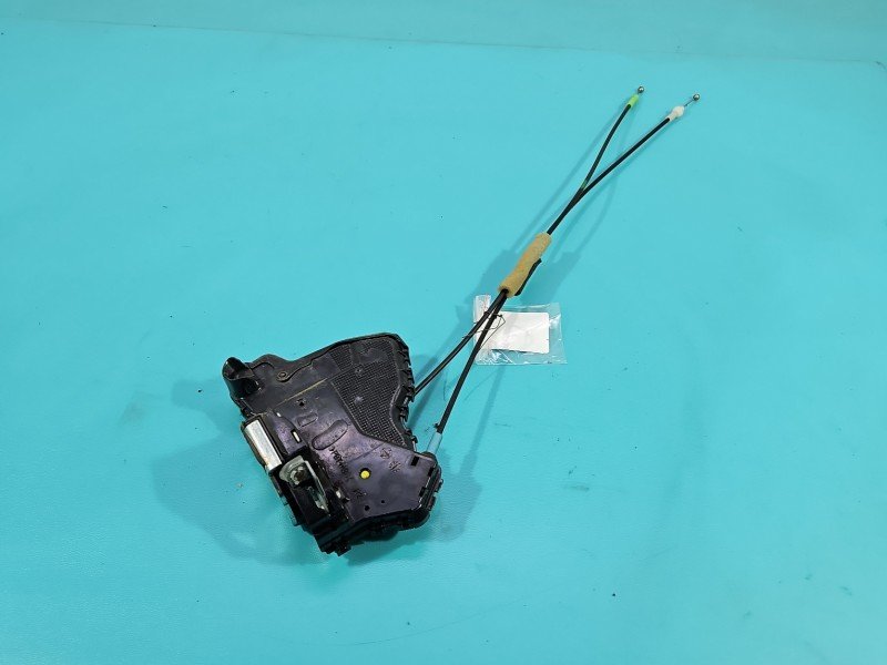 Zamek przód prawy 6112115 Toyota Rav4 IV EUROPA TOYOTA, Europejska, 4 pin