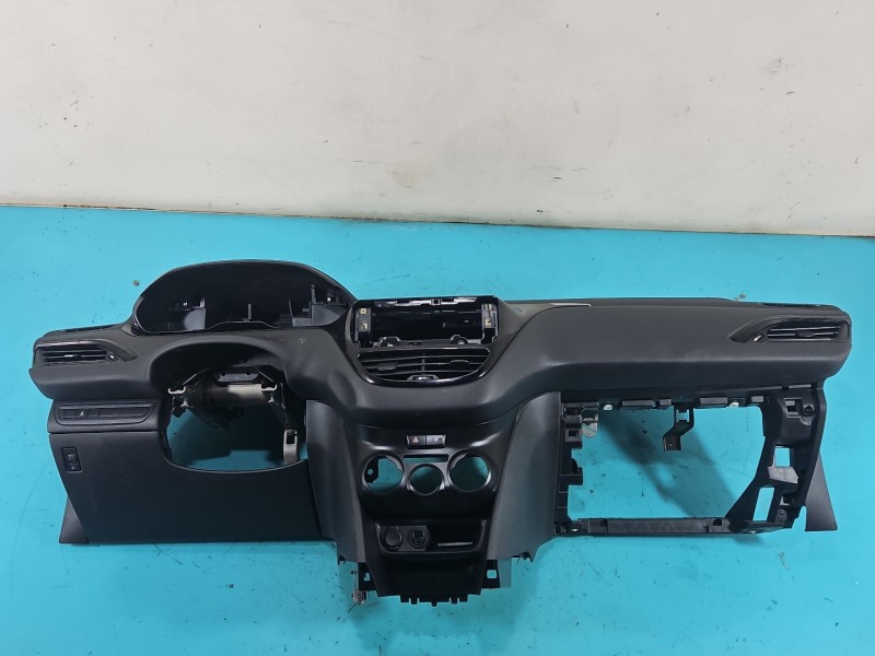 Deska rozdzielcza airbag pasażera kokpit Peugeot 208 I