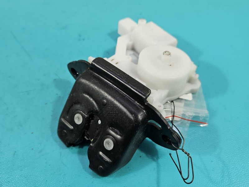 Zamek klapy tył Renault Kadjar HB Europejska, 4pin