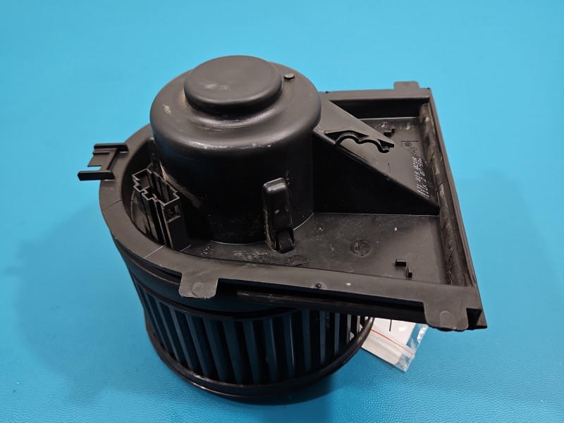 Dmuchawa nawiewu wentylator Vw Golf IV 1J1819021A EUROPA