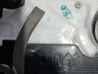 Zamek tył prawy Toyota Yaris IV 2pin M73-14470