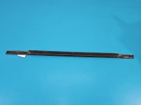 Listwa drzwi tył lewa Jeep Grand Cherokee IV WK2 58257252 HB