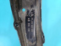 Pas przedni Mercedes W212 212620030