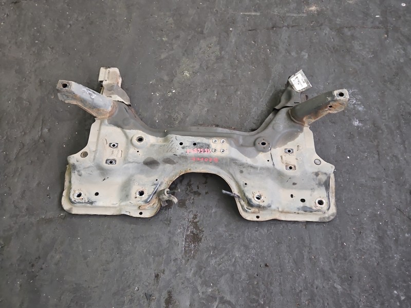 WÓZEK KOŁYSKA TRAWERS Sanki Belka silnika Opel Corsa E 1.3 cdti