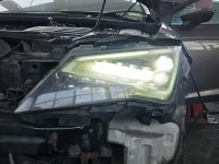 Reflektor lewy lampa przód Seat Leon III 12- EUROPA 5F1941007E, 5F0941472