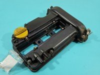 Pokrywa zaworów Opel Corsa C 1.0 12V
