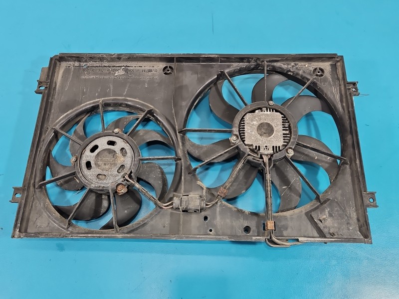 Wentylatory Wentylator chłodnicy Vw Golf V 1K0121207T 1.9 tdi