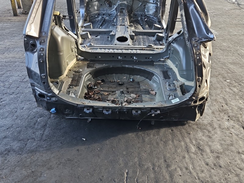 Pas tylny podłoga wanna bagażnika Toyota Rav4 V