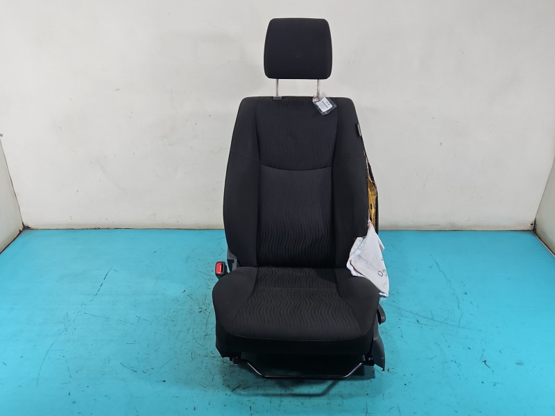 Fotel lewy przód kierowcy Suzuki Swift Mk7 5d EUROPA