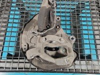 Zwrotnica prawa piasta przód 2.0 CDI Mercedes W213