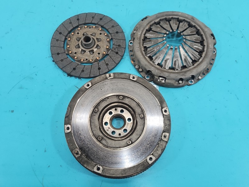 Dwumasa Koło dwumasowe Volvo V40 II 12- 1.6 T3 (B4164)