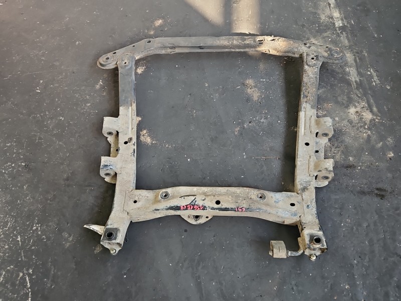 WÓZEK KOŁYSKA TRAWERS Sanki Belka silnika Dacia Logan I 05-14 1.4 8V