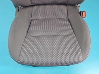 Fotel prawy przód pasażera Toyota Corolla E16 E18 13- 4d EUROPA