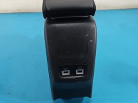 Podłokietnik TUNEL Peugeot 2008 II 98233777280 EUROPA