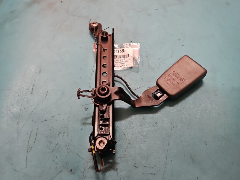 Pas bezpieczeństwa tył lewy Mercedes Mercedes W221 A2218602369