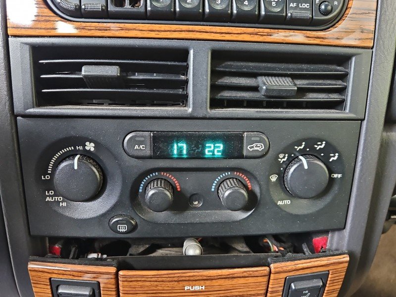 Konsola panel nawiewu Jeep Grand Cherokee II WJ 55115903