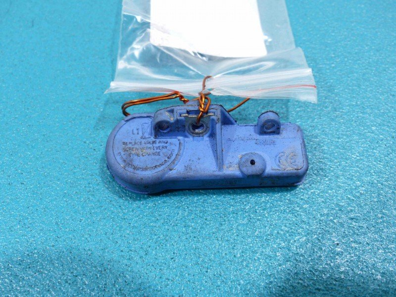 Czujnik ciśnienia opon Chevrolet Captiva 20922901 TPMS