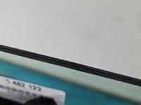 Szyba drzwi przód prawa Peugeot 607 sedan